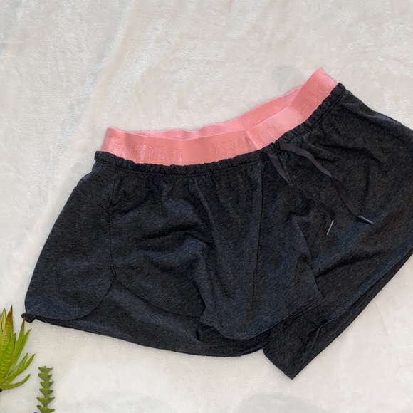 Puma shorts. Size S. - Picture 4 of 4